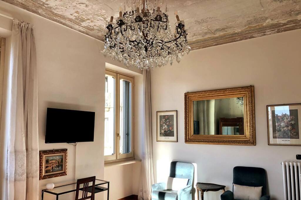 L'Angolo Di Casa Verrua Torino Eksteriør billede
